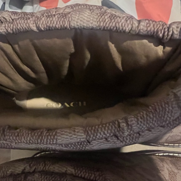 Size 8 - Picture 6 of 10